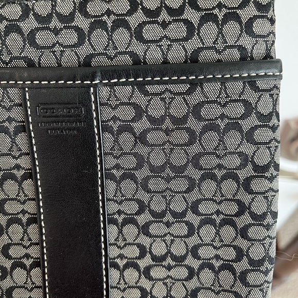 Vintage Coach Monogram Swingpack - Picture 3 of 14